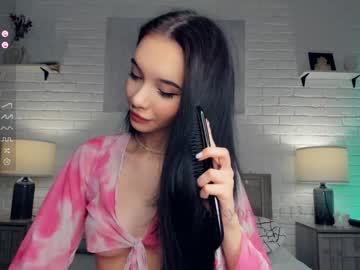 latina cam girl riskyproject image #3630023