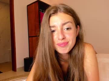 latina cam girl coy_amina image #1380948