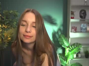 elleyrayman latina cam