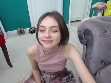 latina cam girl adelewilson__ image #251183