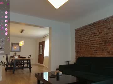 latina cam girl kriss0leoo image #4265474