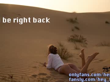 latina cam girl heyhorny_cb image #2749655