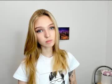 latina cam girl nobarbie image #3365697