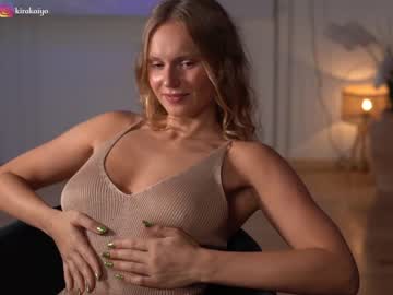 latina cam girl chillwithkira image #3553258