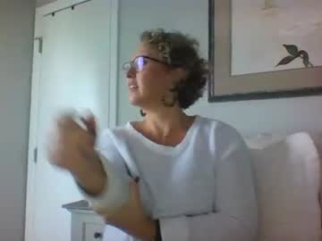 momnxtdoor latina cam