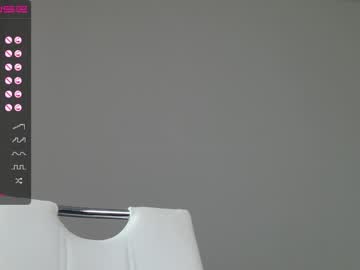 latina cam girl isia_slay image #785791