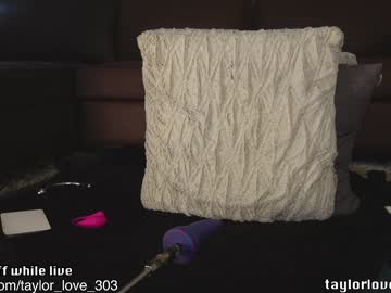 latina cam girl taylor_love_303 image #3230655