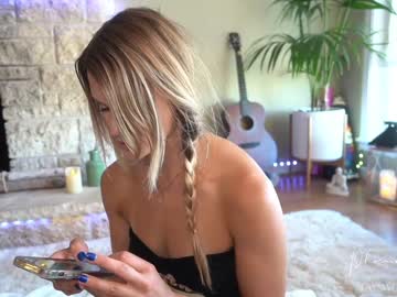 latina cam girl phoenix_taylor image #1306578