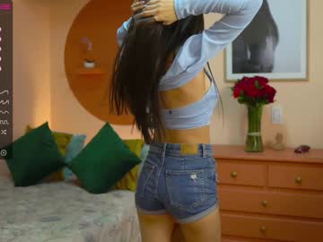 latina cam girl cielo69_ image #726390