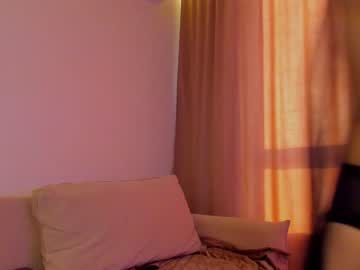 latina cam girl angella_kleee image #3953114