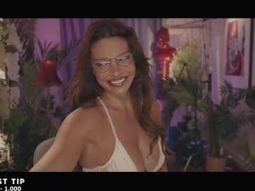 latina cam girl rougeoud image #3501800