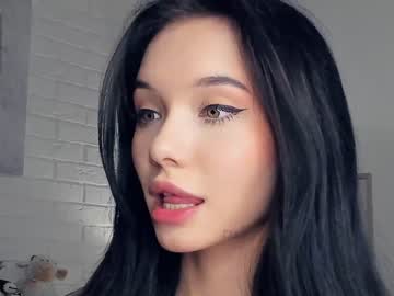 latina cam girl riskyproject image #3841959