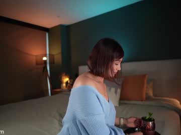 latina cam girl alejastorm image #2809113