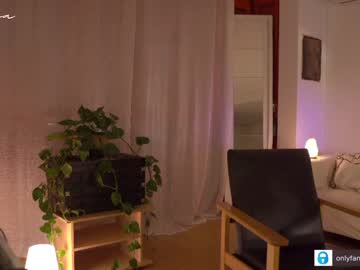 latina cam girl arletnoa image #3667925