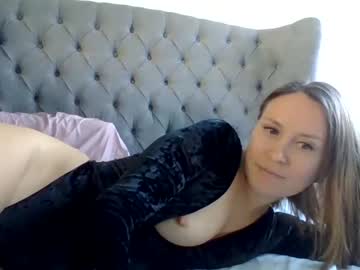 latina cam girl eatmypie69 image #3849189
