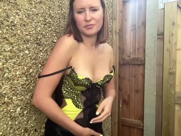 latina cam girl eatmypie69 image #3609707