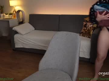 latina cam girl laura_sanguinar image #3610759