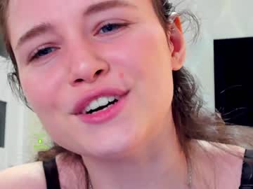 latina cam girl demurelixir image #1061365