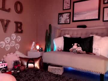 latina cam girl aubrilee image #841444