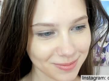 latina cam girl avrora_deis image #3416792