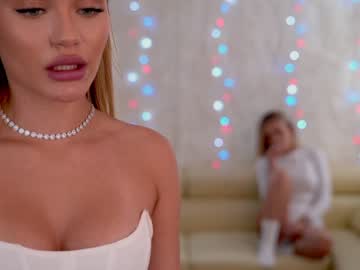 latina cam couple kira0541 image #3553287