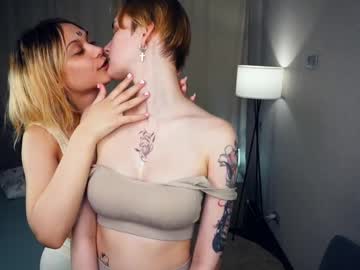 latina cam couple portiagambee image #4704354
