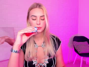 latina cam girl 8a8y_nura image #761557