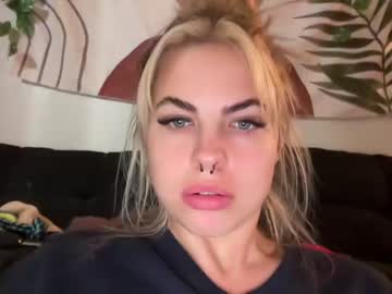 latina cam girl cxbraj image #3995383