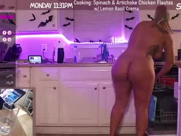latina cam girl milavalentinax image #1990193