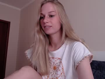 latina cam girl magic_couple13 image #3413172