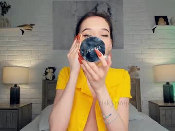 latina cam girl riskyproject image #4304145