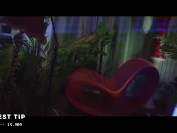 latina cam girl lucieoude_ image #2515597