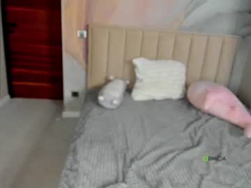 latina cam girl zoe_0 image #1486799