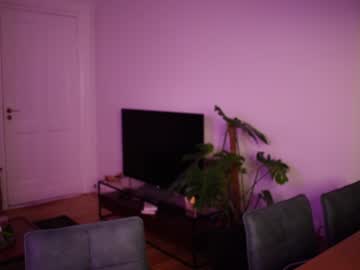 latina cam girl strawberryjamx image #2109327
