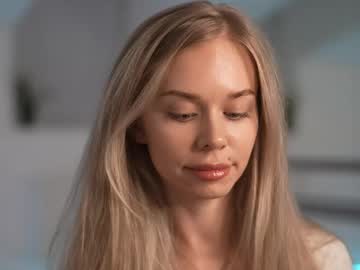 latina cam girl jinny__charm image #4675092