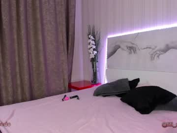 latina cam girl lili_and_niki image #2094143
