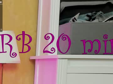 latina cam girl maaarynip image #365507