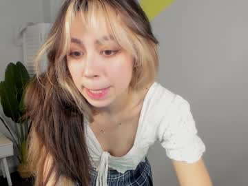 latina cam girl y_u_m_i_k_a image #2039450