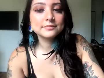latina cam girl nativesiren image #1486242