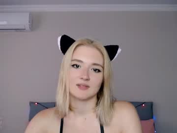 latina cam girl oksana_frolova image #1666