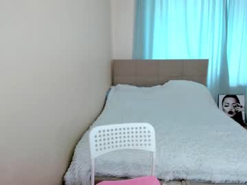 latina cam girl yana_squrel_22 image #1480881