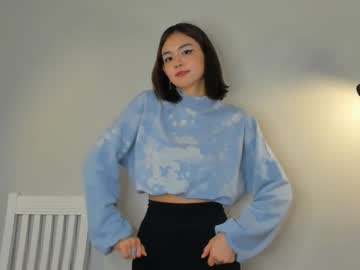 latina cam girl elwinefaro image #4073036