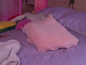 latina cam girl kittenmoon_ image #3592480