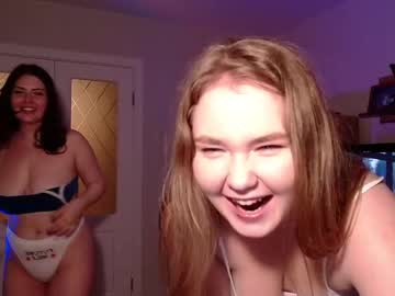 latina cam girl nextdoor_universe image #3482397