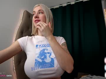 latina cam girl bunnyblondy image #4203394
