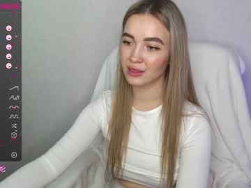 latina cam girl yourvirusqueen_ image #1493288