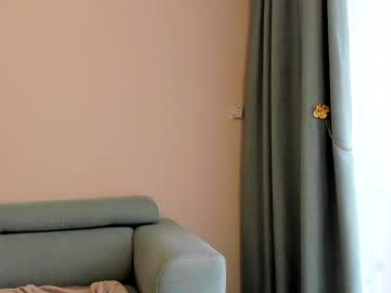 latina cam girl elaanna image #3441376