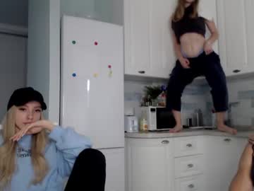 latina cam couple nearsaturn image #1575213