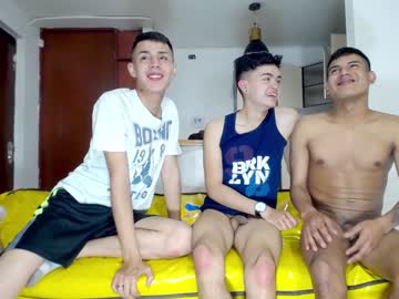 latina cam man flickers1 image #755820