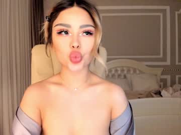 latina cam girl bae_suz image #763495